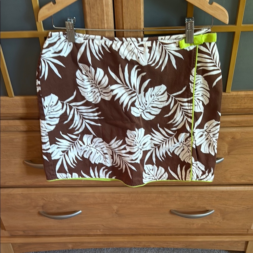 Brown and White Leaf Print Skirt